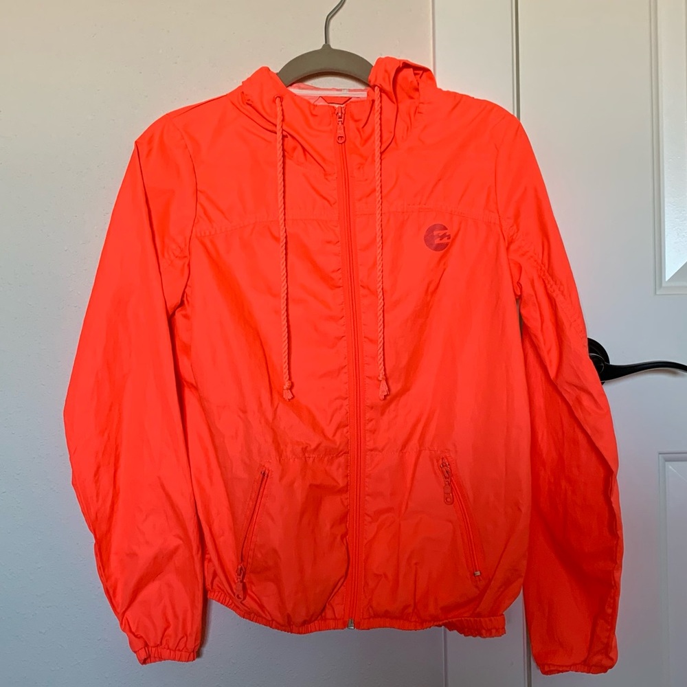 Billabong wind breaker